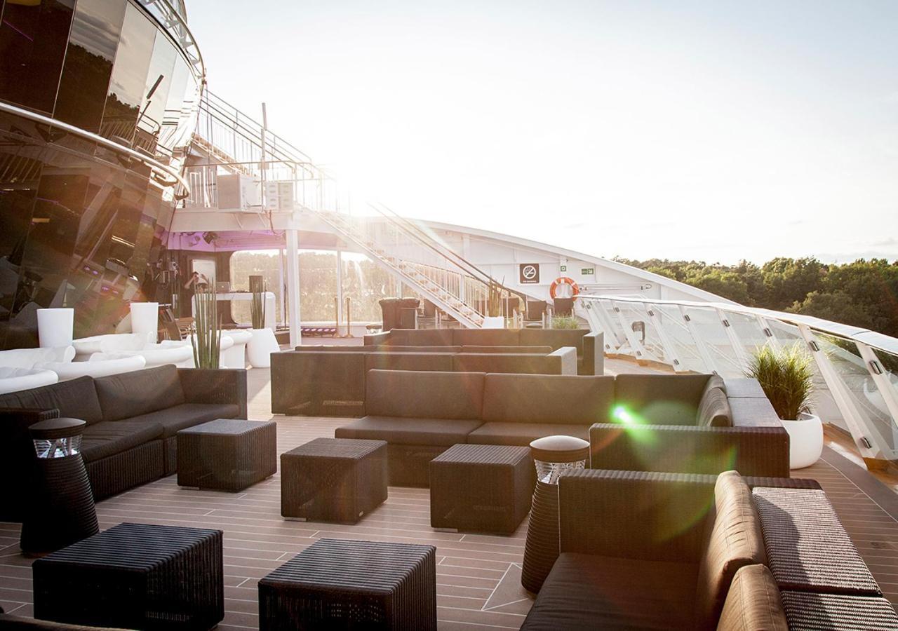 Viking Line Ferry Viking Grace - Mini-Cruise From Turku Hotel Екстериор снимка